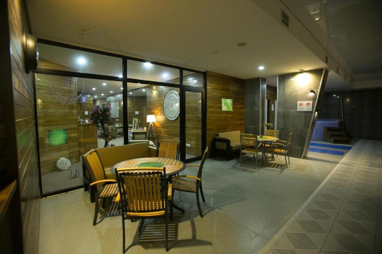 Hostel Gudauri Adventure エクステリア 写真