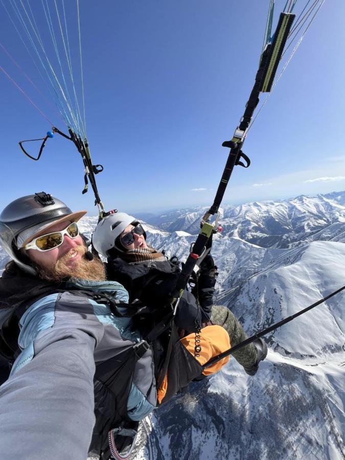 Hostel Gudauri Adventure エクステリア 写真